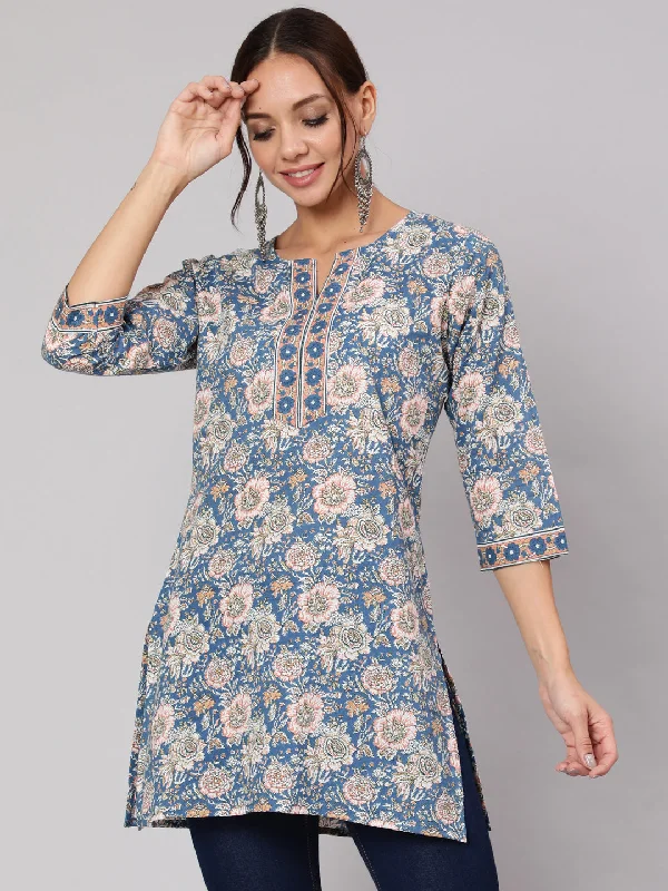 Women Blue & Pink Floral Printed Straight Tunic With Three Quarter Sleeves